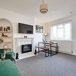 Crediton Cosy 3 Bedroom House - Semesterbostad Bristol