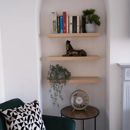 Crediton Cosy 3 Bedroom House - Дом отдыха *