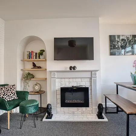 Crediton Cosy 3 Bedroom House - Дом отдыха