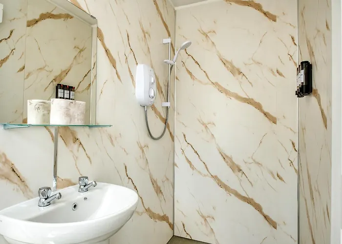 Crediton Cosy 3 Bedroom House -