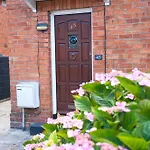 Crediton Cosy 3 Bedroom House - Bristol